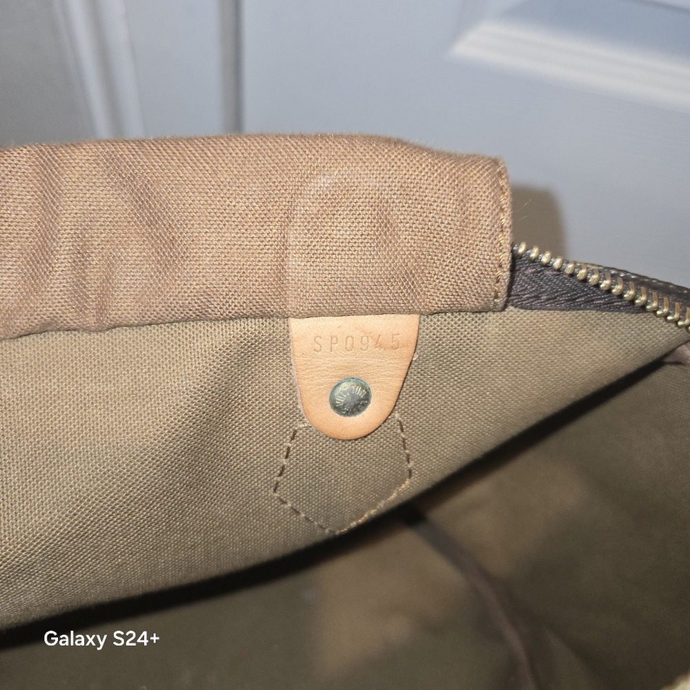 Louis Vuitton Speedy 30 - Picture 7 of 16